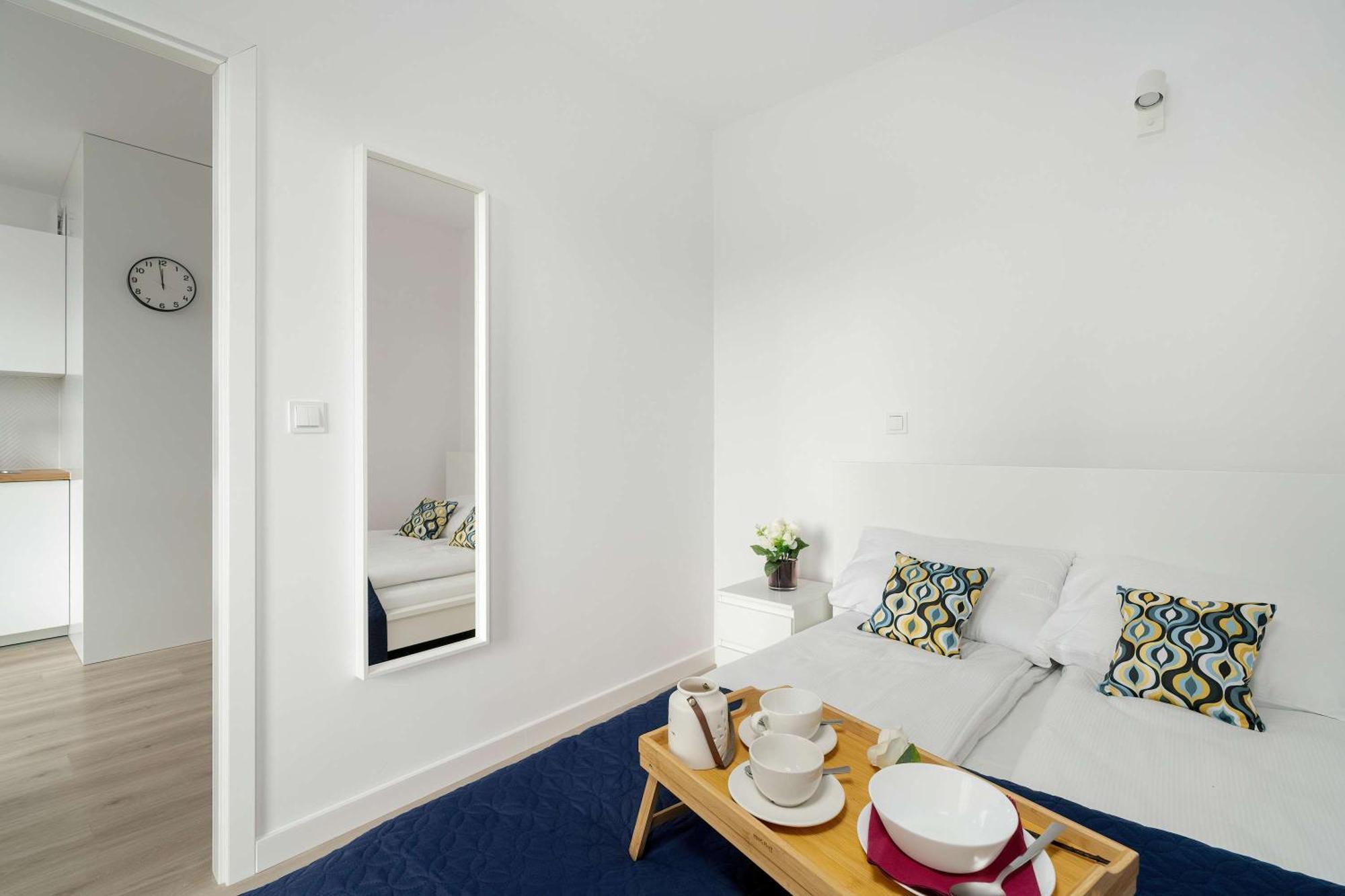 Nowoczesny Dla 2 Doroslych I 2 Dzieci Parking By Renters Apartment